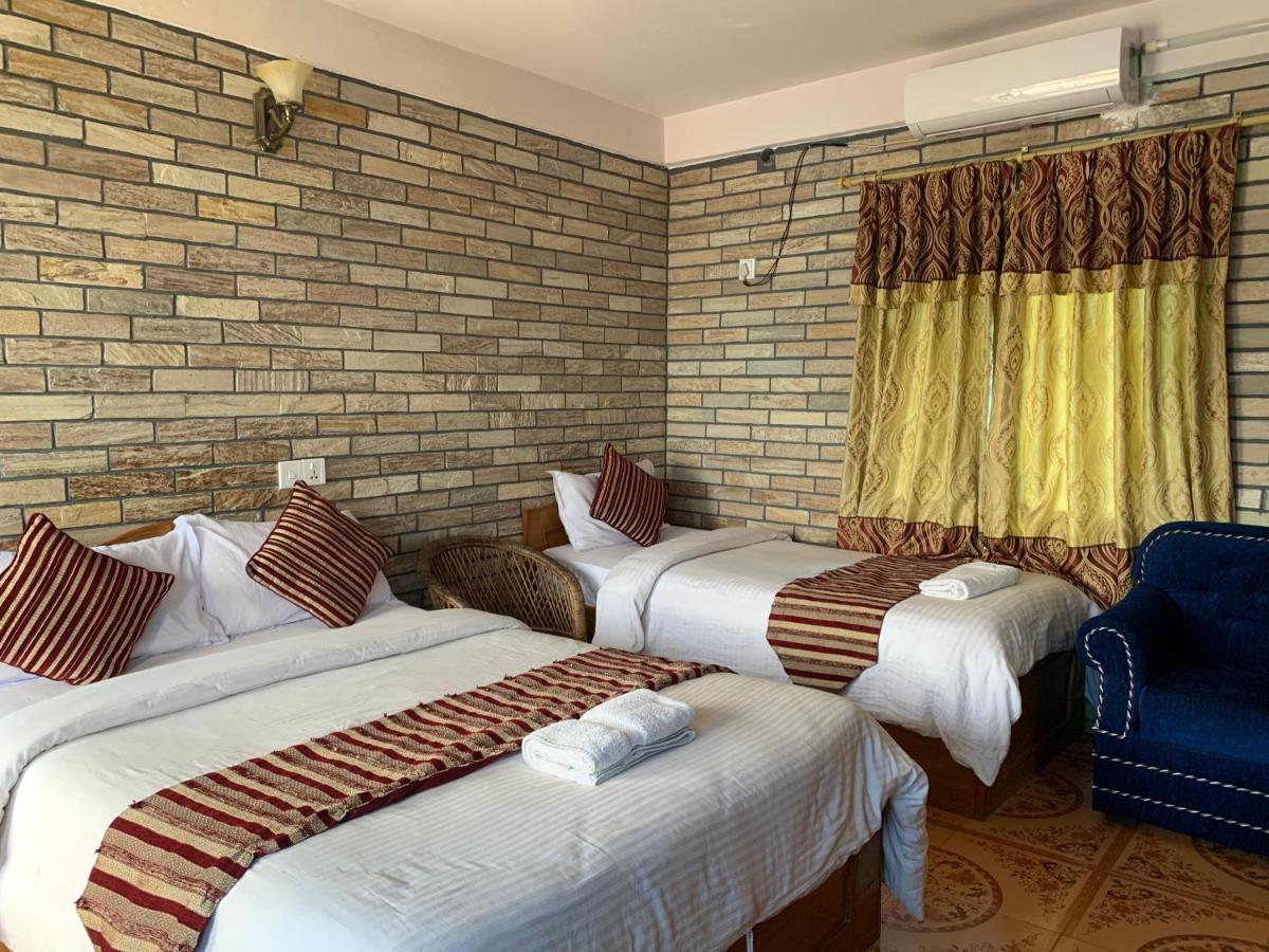 Lake Vision Guesthouse Pokhara Exterior photo