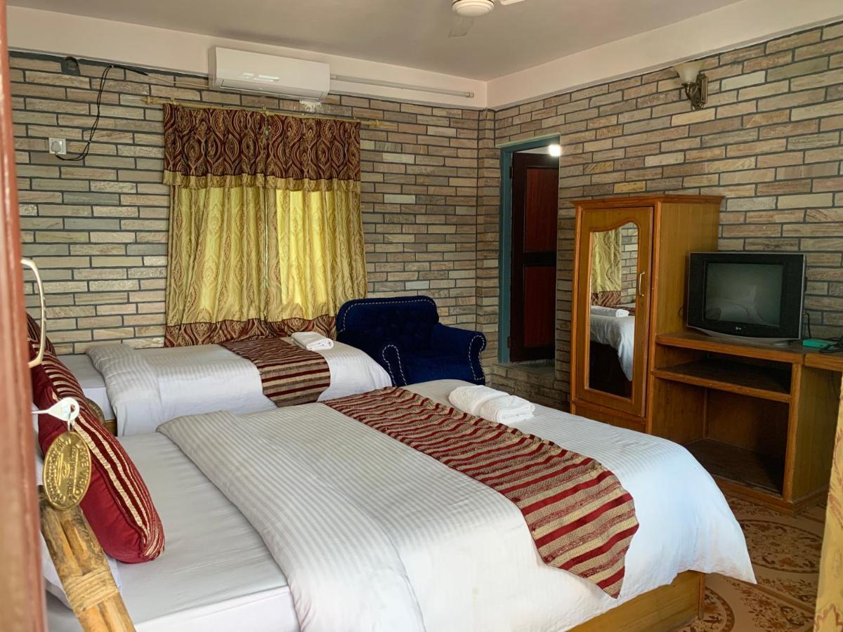 Lake Vision Guesthouse Pokhara Exterior photo