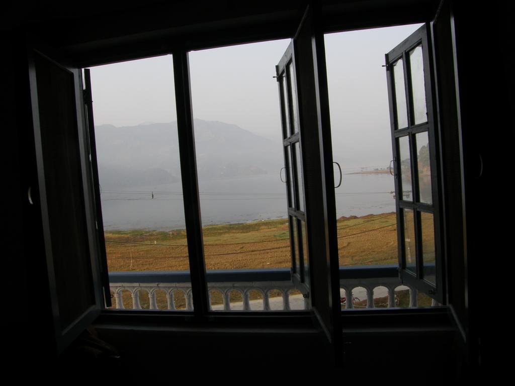 Lake Vision Guesthouse Pokhara Exterior photo