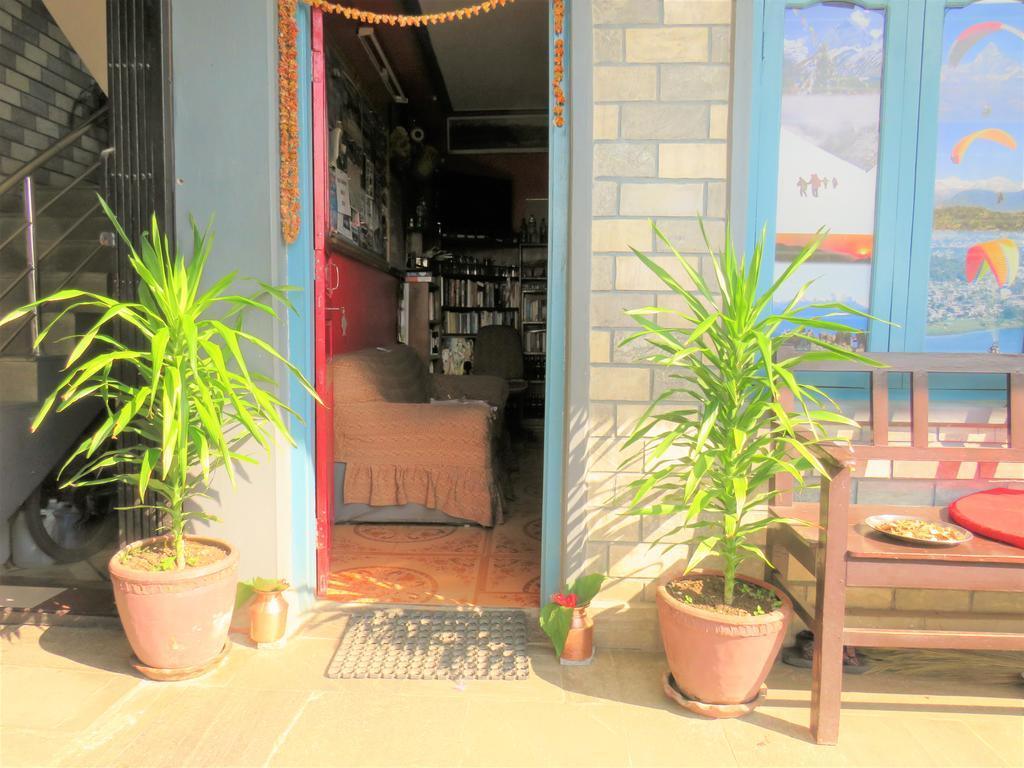 Lake Vision Guesthouse Pokhara Exterior photo