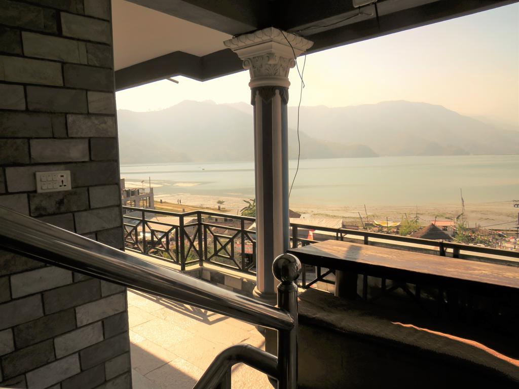 Lake Vision Guesthouse Pokhara Exterior photo