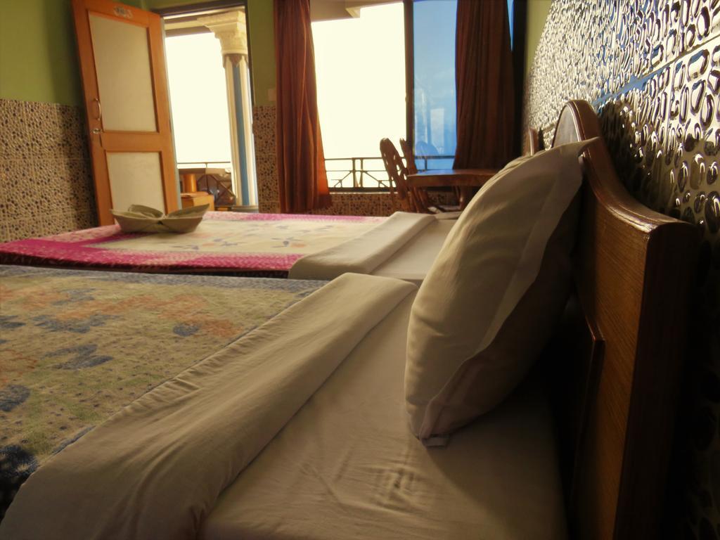Lake Vision Guesthouse Pokhara Exterior photo